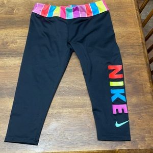 Like new Toddler girl NIKE capri